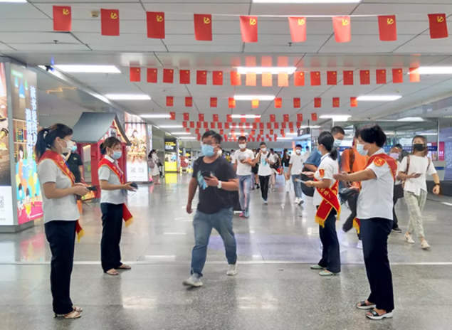 上饒汽運 溫馨服務讓中秋節(jié)旅客出行更美好