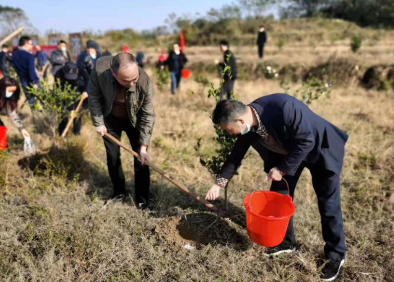 九江長運(yùn)：辦實事 注活力 促振興