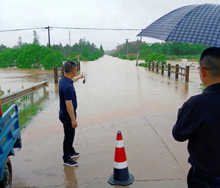 崇仁分公司積極開展雨天道路安全排查工作